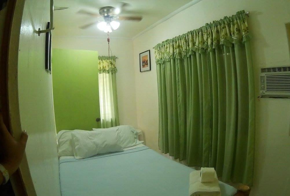 Cronin Residence Resort Oslob Εξωτερικό φωτογραφία